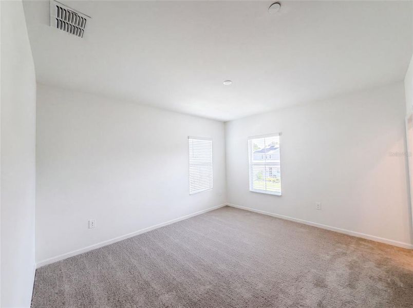 Spacious, unfurnished interior of a new home in , Apopka (Image 20).