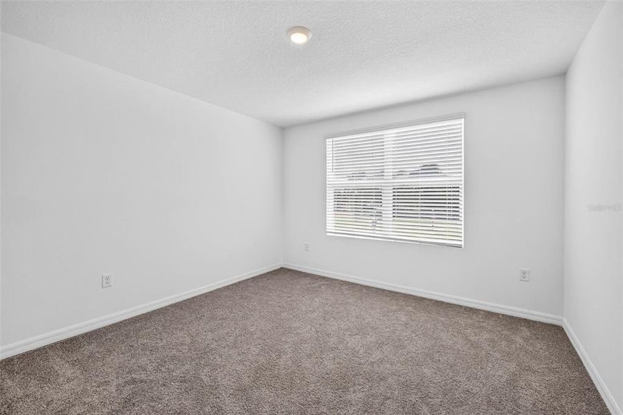 Spacious, unfurnished interior of a new home in , Tampa (Image 34).