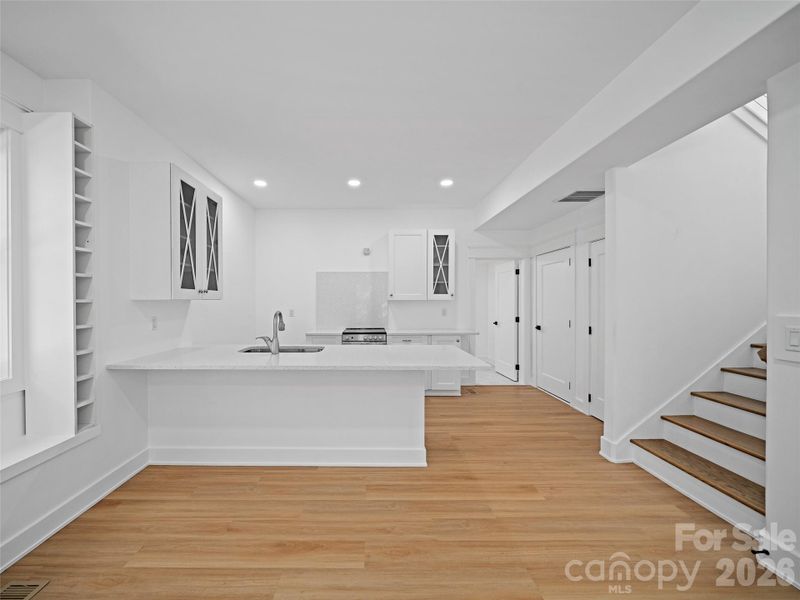 Great rom and kitchen in finished basement
