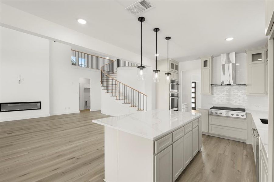 11. 1360 Porter - Kitchen (3)