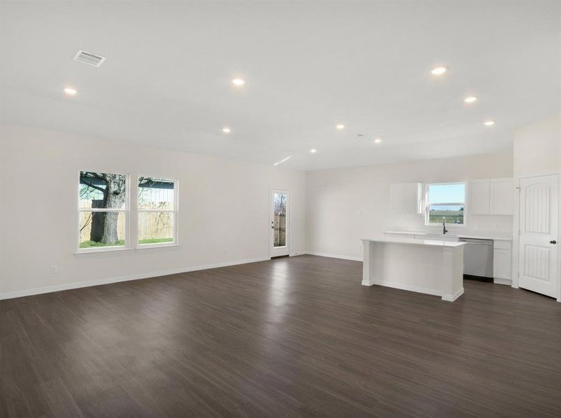 24c076cf-7dc6-45fa-86ad-6ed56637d90f