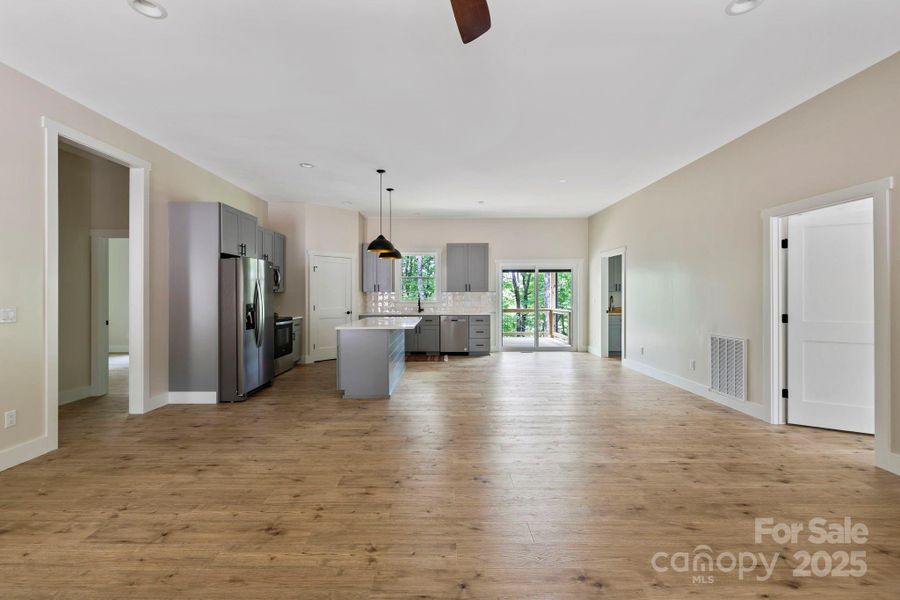 ;arge open floor plan ;arge open floor plan