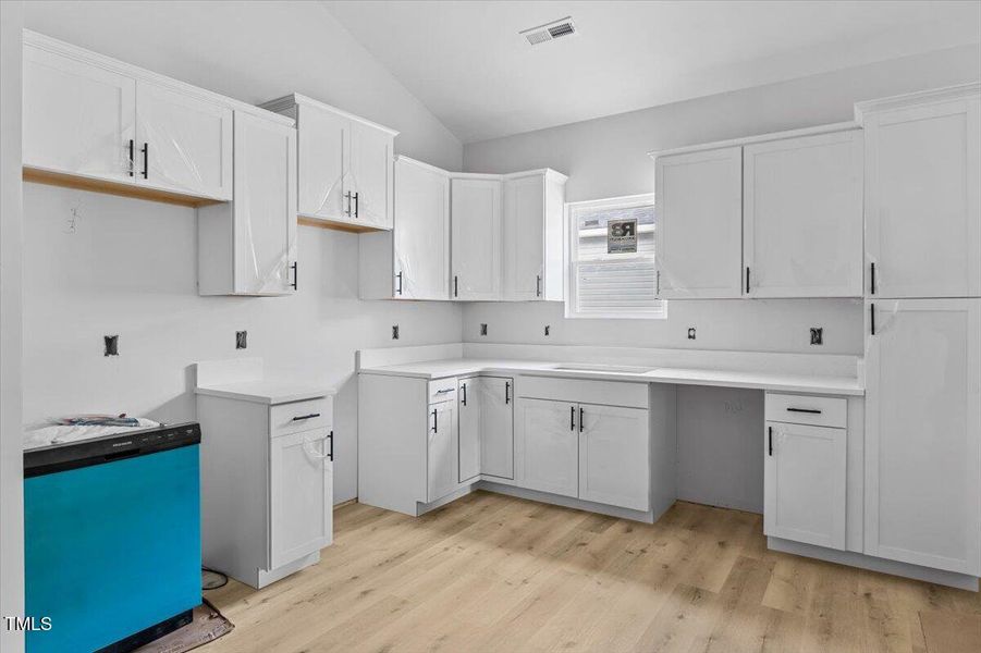 06-Lan 1235 St Regis-6