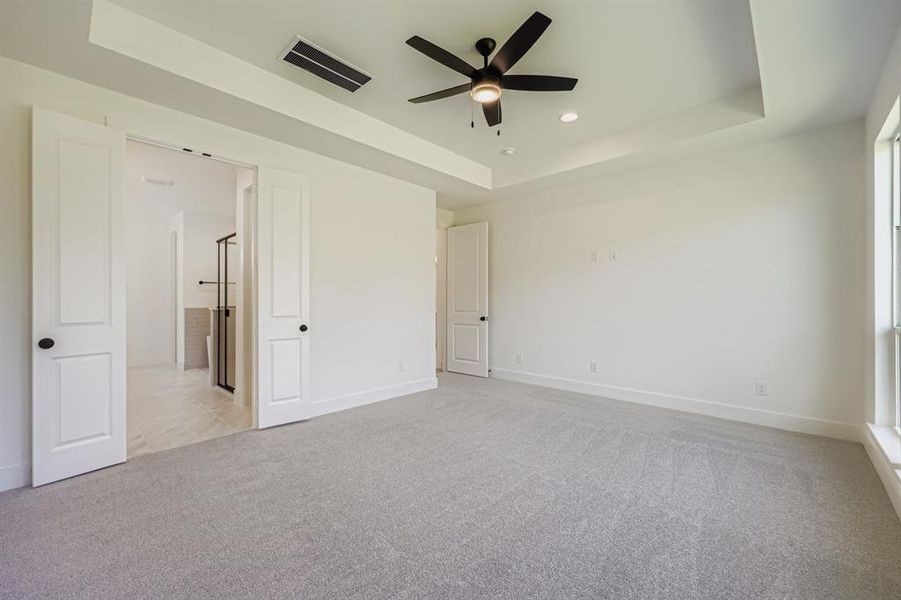 Spacious, unfurnished interior of a new home in BridgeWater 60s, Midlothian (Image 13).