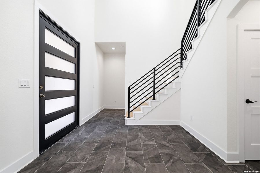 Spacious, unfurnished interior of a new home in , New Braunfels (Image 80).
