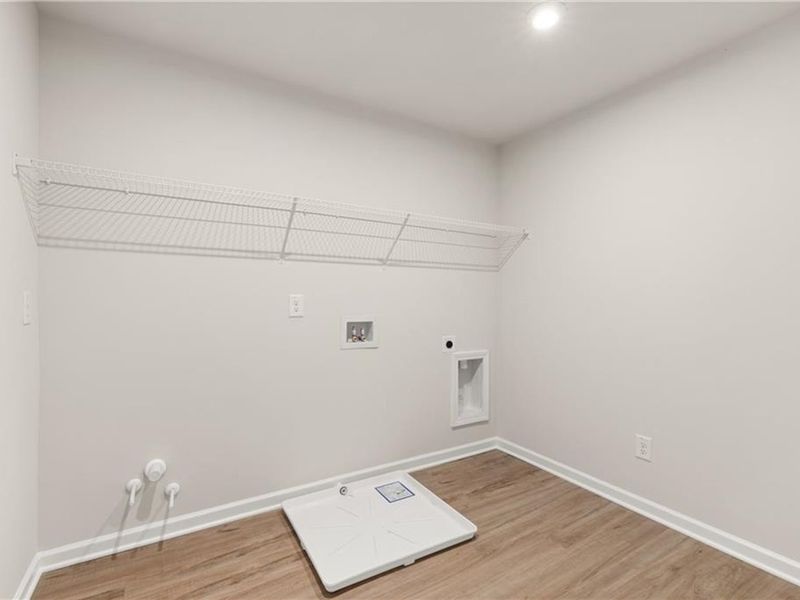 Spacious, unfurnished interior of a new home in The Village at Shallowford, Kennesaw (Image 24).