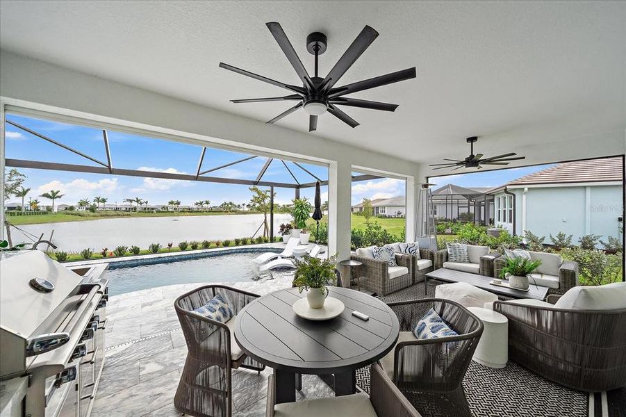 Exterior details and patio area of a home in , Venice (Image 24).