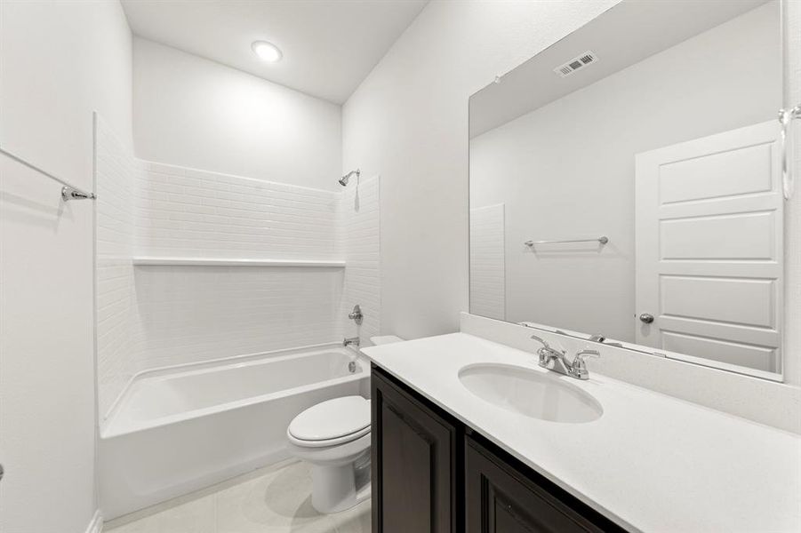 05. 1708 Potomac - 2ND Bath