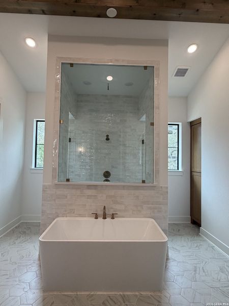 Furnished interior view inside a new home in , New Braunfels (Image 11).