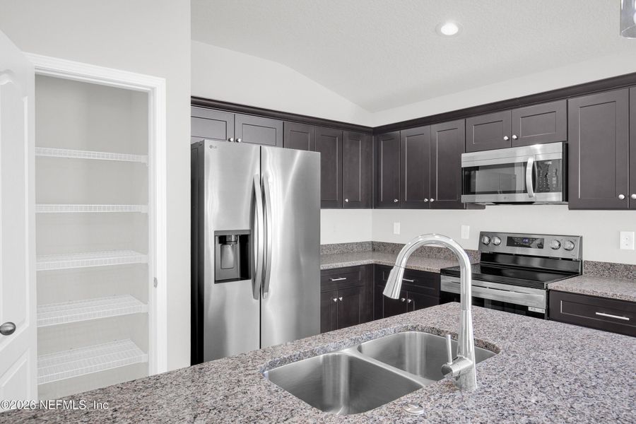 Furnished interior view inside a new home in , Palatka (Image 7).