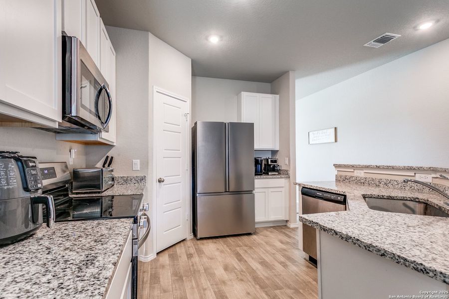 Furnished interior view inside a new home in , Lytle (Image 12). Furnished interior view inside a new home in , Lytle (Image 12).
