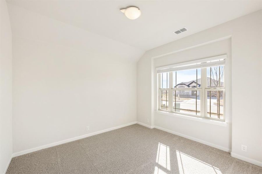 Spacious, unfurnished interior of a new home in Georgetown at Kings Fort, Kaufman (Image 25).