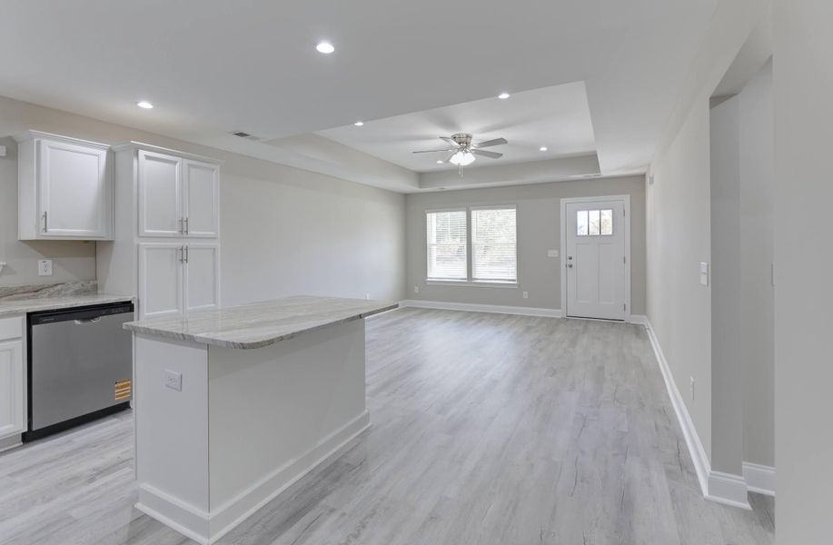 Spacious, unfurnished interior of a new home in , Walterboro (Image 33). Spacious, unfurnished interior of a new home in , Walterboro (Image 33).