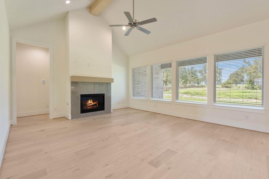 Spacious, unfurnished interior of a new home in Chapel Bend, Montgomery (Image 33).