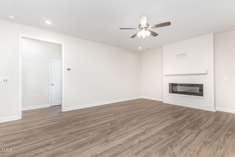 006_kv0a9370-edit_580 006_kv0a9370-edit_580