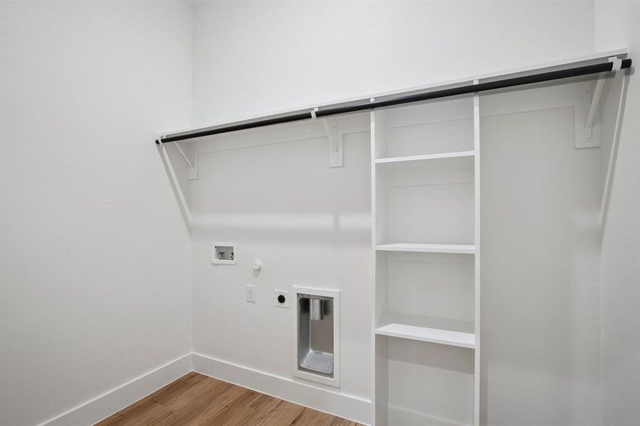 Spacious, unfurnished interior of a new home in , Fort Worth (Image 18).