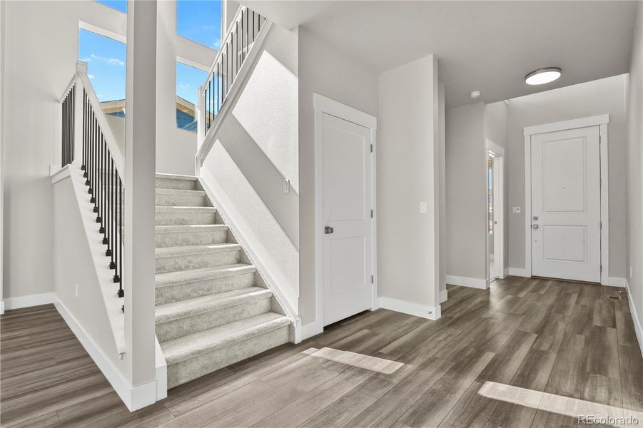 Spacious, unfurnished interior of a new home in , Colorado Springs (Image 18).