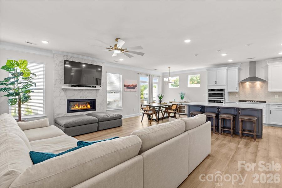 Great Room/Kitchen Great Room/Kitchen