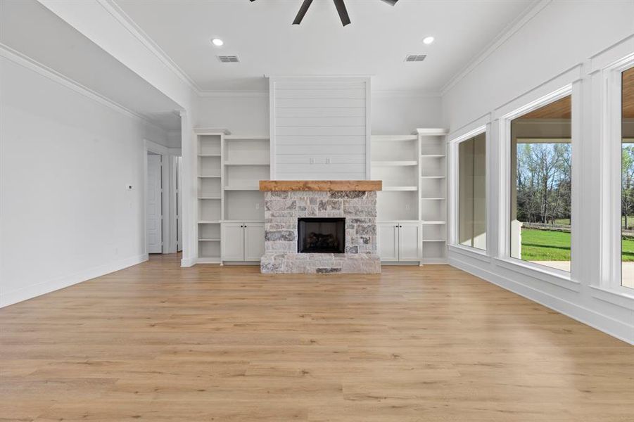 Spacious, unfurnished interior of a new home in , Tyler (Image 22).