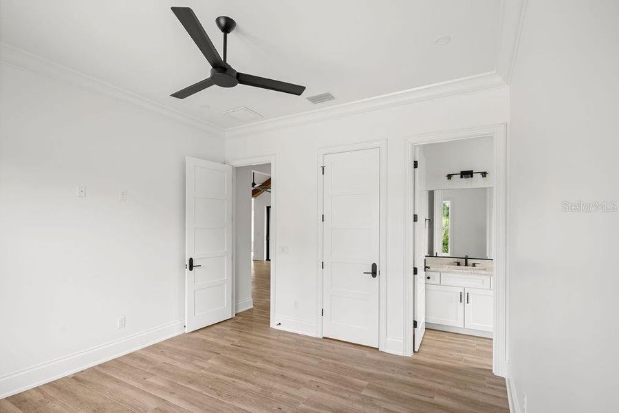 Spacious, unfurnished interior of a new home in , Ocala (Image 29).