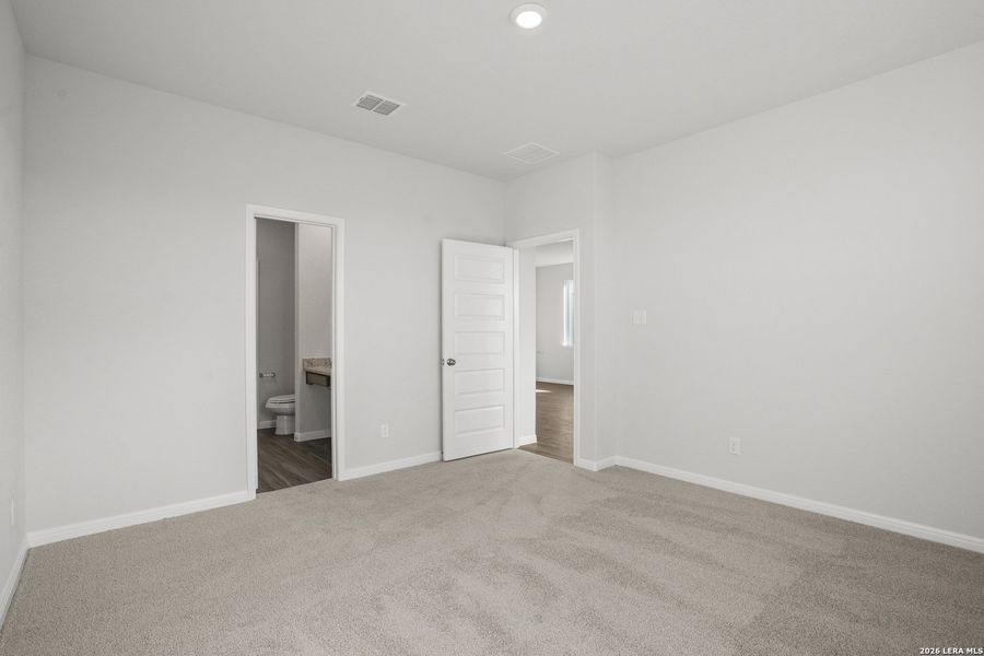 Spacious, unfurnished interior of a new home in Applewhite Meadows, San Antonio (Image 27). Spacious, unfurnished interior of a new home in Applewhite Meadows, San Antonio (Image 27).