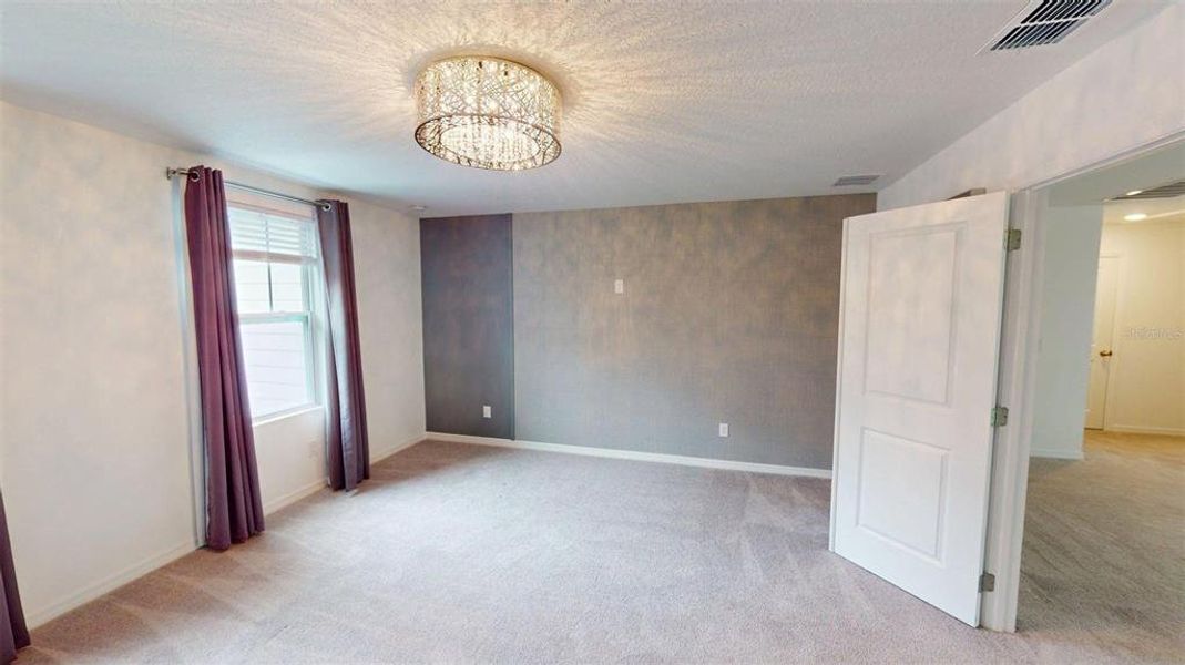 Spacious, unfurnished interior of a new home in , Winter Garden (Image 20). Spacious, unfurnished interior of a new home in , Winter Garden (Image 20).