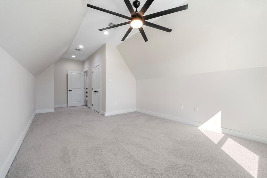 Spacious, unfurnished interior of a new home in , Baytown (Image 22).