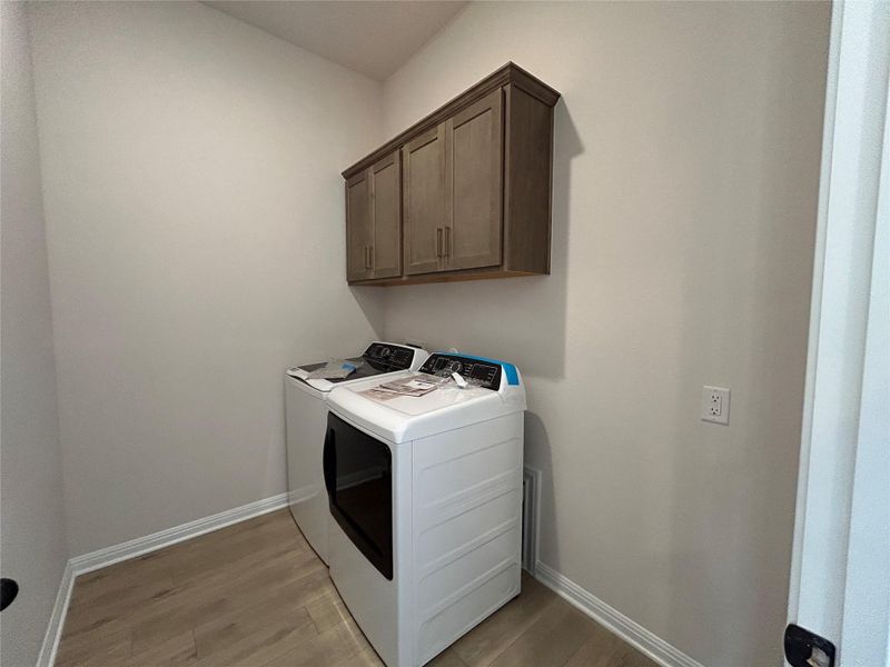 Furnished interior view inside a new home in Provence 70s, Austin (Image 11). Furnished interior view inside a new home in Provence 70s, Austin (Image 11).