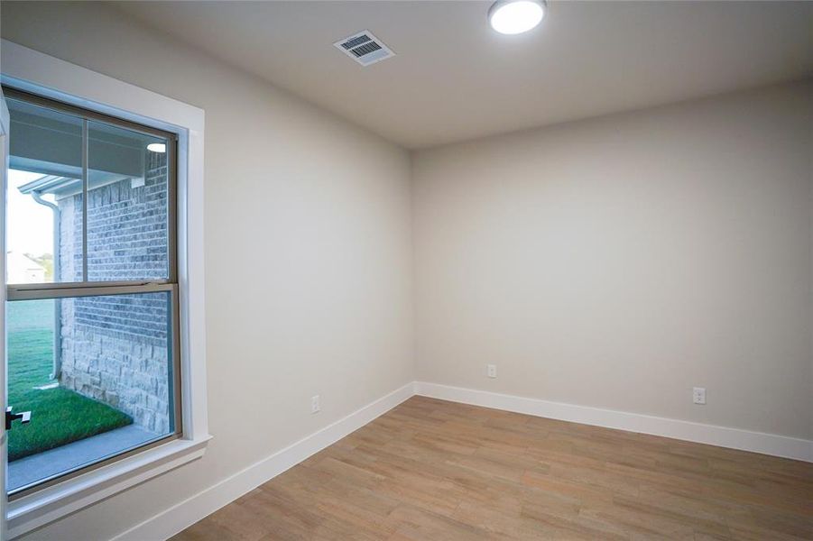 Spacious, unfurnished interior of a new home in , Springtown (Image 11).
