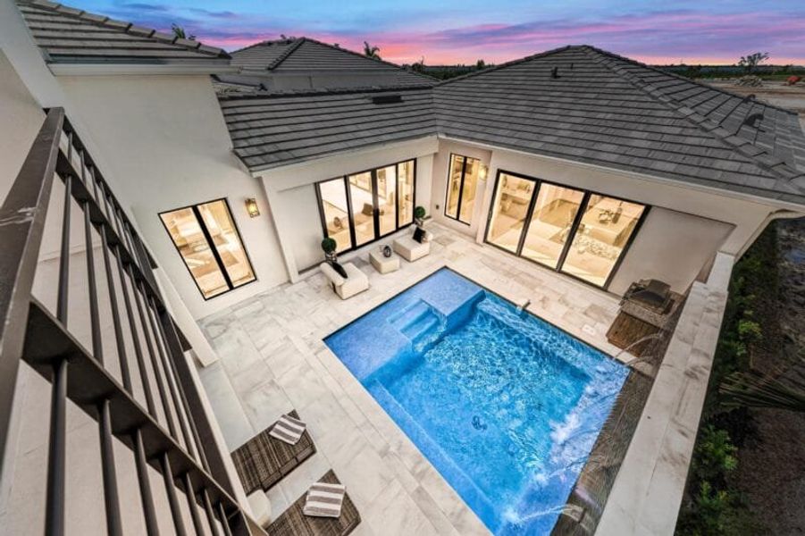 Representative exterior details of a home built from the Silver Palm – Phase 2 by Medallion Home in Aqua, Bradenton (Image 27).