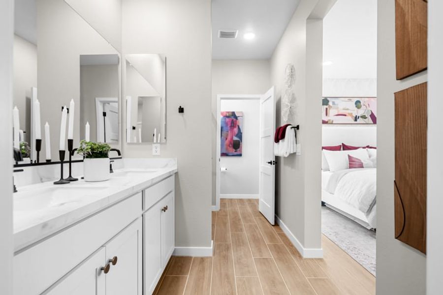 Primary Bathroom | Terraza | Mira Vista at Victory in Buckeye, AZ by Landsea Homes