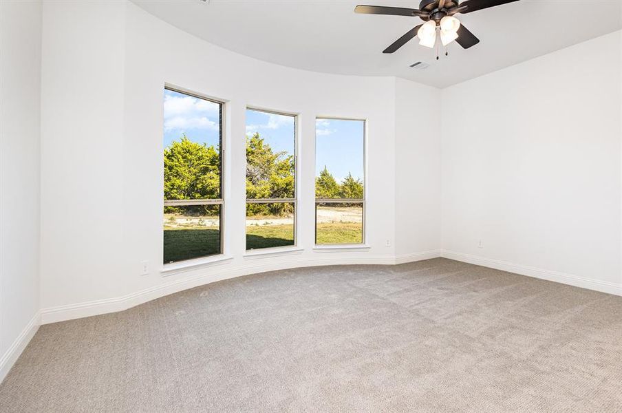 Spacious, unfurnished interior of a new home in Sagebrush Addition, Midlothian (Image 19).