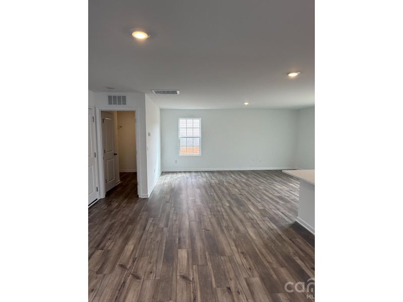 Spacious, unfurnished interior of a new home in Cleveland Hill, Shelby (Image 16).