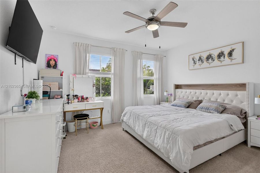Furnished interior view inside a new home in , Pembroke Pines (Image 16).