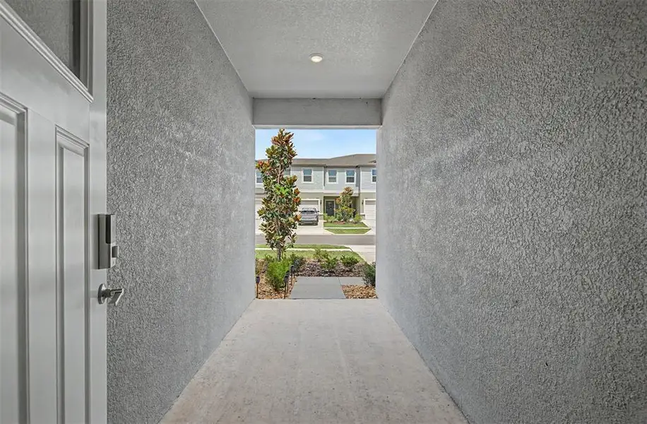 Exterior details and patio area of a home in , San Antonio (Image 31).