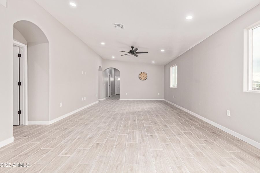 130 S 352nd Dr Tonopah, AZ 85354 130 S 352nd Dr Tonopah, AZ 85354