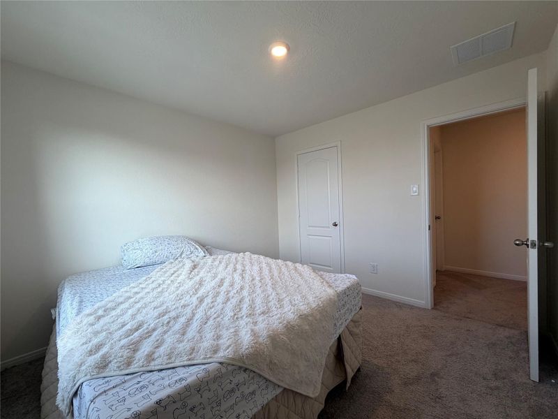 Image 31 of a home in .