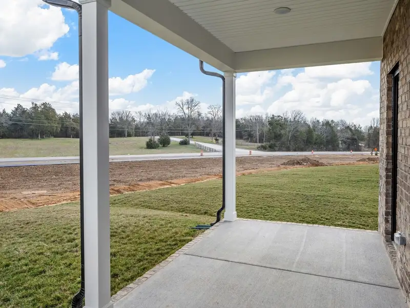 Exterior details and patio area of a home in Benders Cove, Mount Juliet (Image 4).