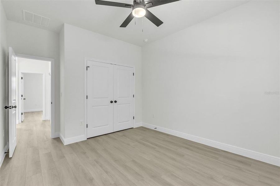 Spacious, unfurnished interior of a new home in , Fruitland Park (Image 23).