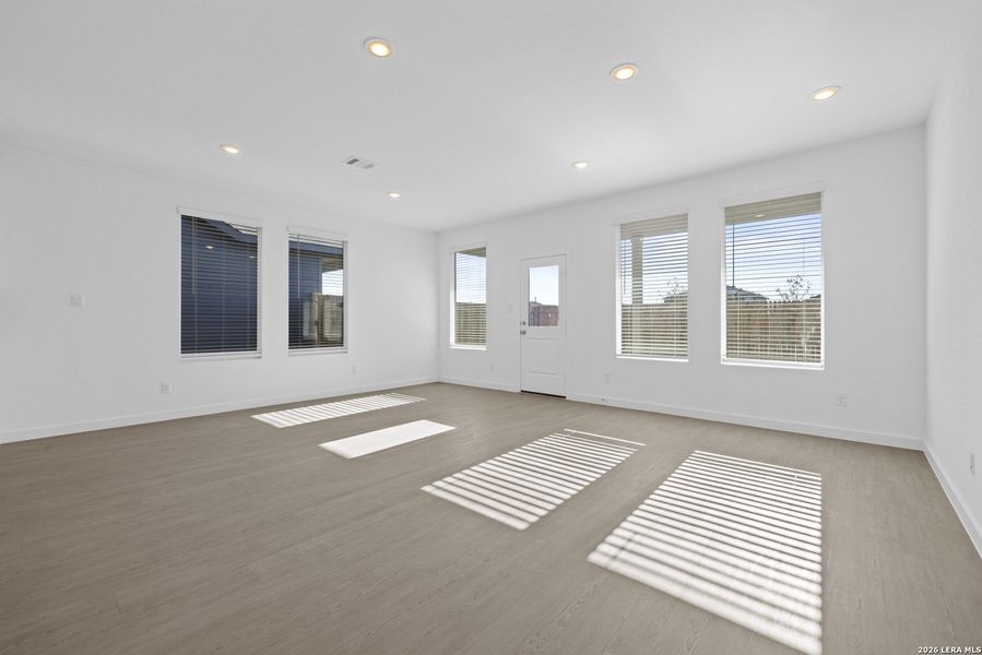 Spacious, unfurnished interior of a new home in Voss Farms, New Braunfels (Image 10). Spacious, unfurnished interior of a new home in Voss Farms, New Braunfels (Image 10).