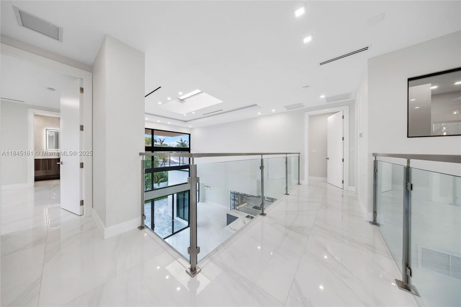 Spacious, unfurnished interior of a new home in , Fort Lauderdale (Image 53). Spacious, unfurnished interior of a new home in , Fort Lauderdale (Image 53).