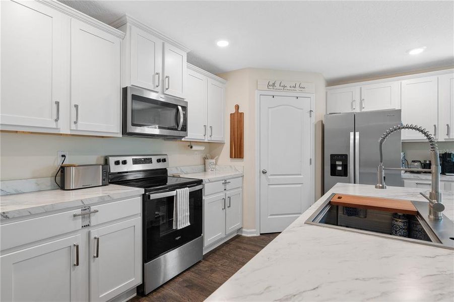 Furnished interior view inside a new home in Palm Coast Homesites, Palm Coast (Image 1).