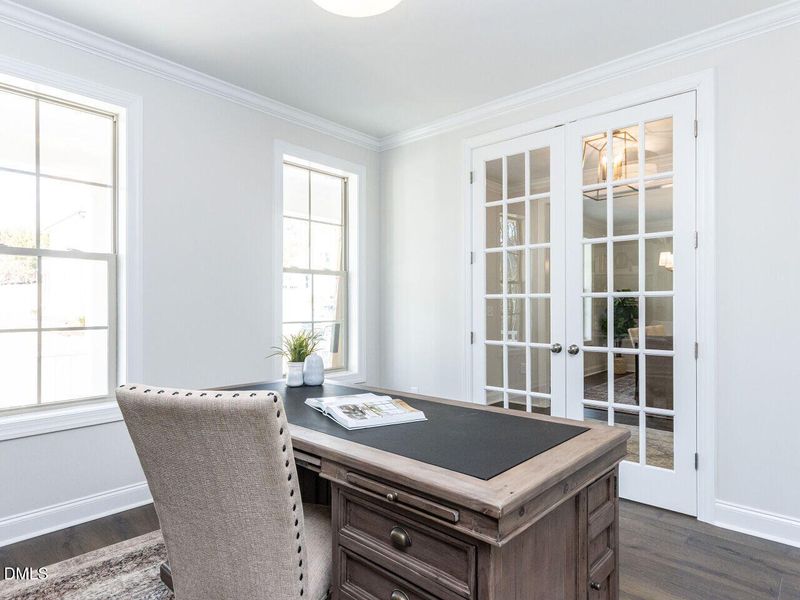 009-1280x960-study 009-1280x960-study