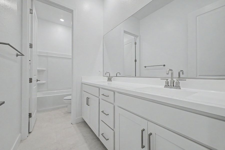Furnished interior view inside a new home in Frontera, Surprise (Image 6).