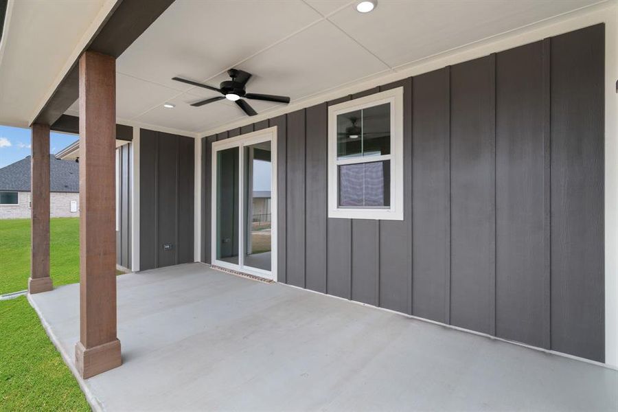 Exterior details and patio area of a home in , Decatur (Image 26).