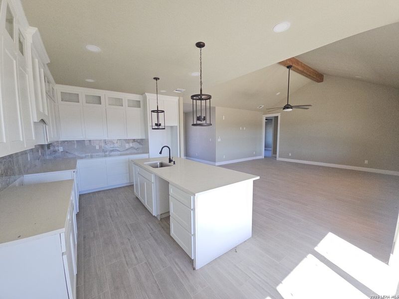 Furnished interior view inside a new home in , Bandera (Image 9).