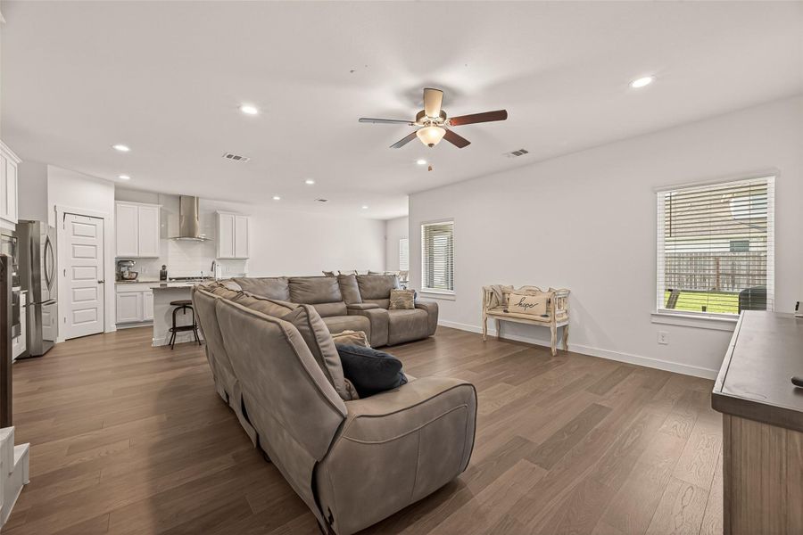 Furnished interior view inside a new home in Westland Ranch 50' Homesites, League City (Image 26).