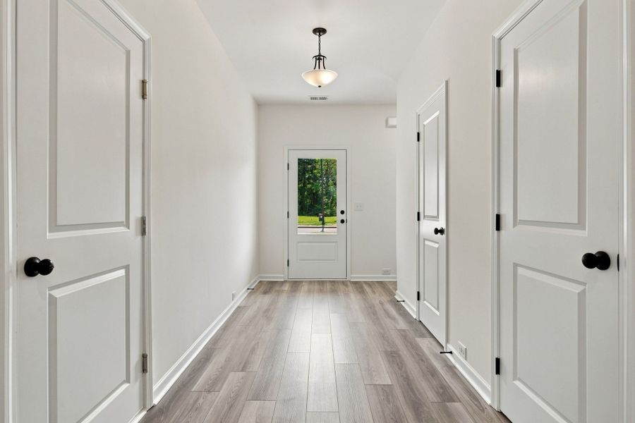 Spacious, unfurnished interior of a new home in Hampshire Hills, Columbia (Image 24). Spacious, unfurnished interior of a new home in Hampshire Hills, Columbia (Image 24).