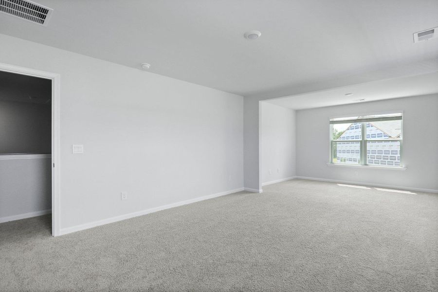 Spacious, unfurnished interior of a new home in The Garrison, Summerville (Image 15). Spacious, unfurnished interior of a new home in The Garrison, Summerville (Image 15).