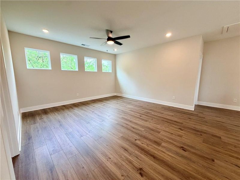 Spacious, unfurnished interior of a new home in Arbor West, Dawsonville (Image 26).
